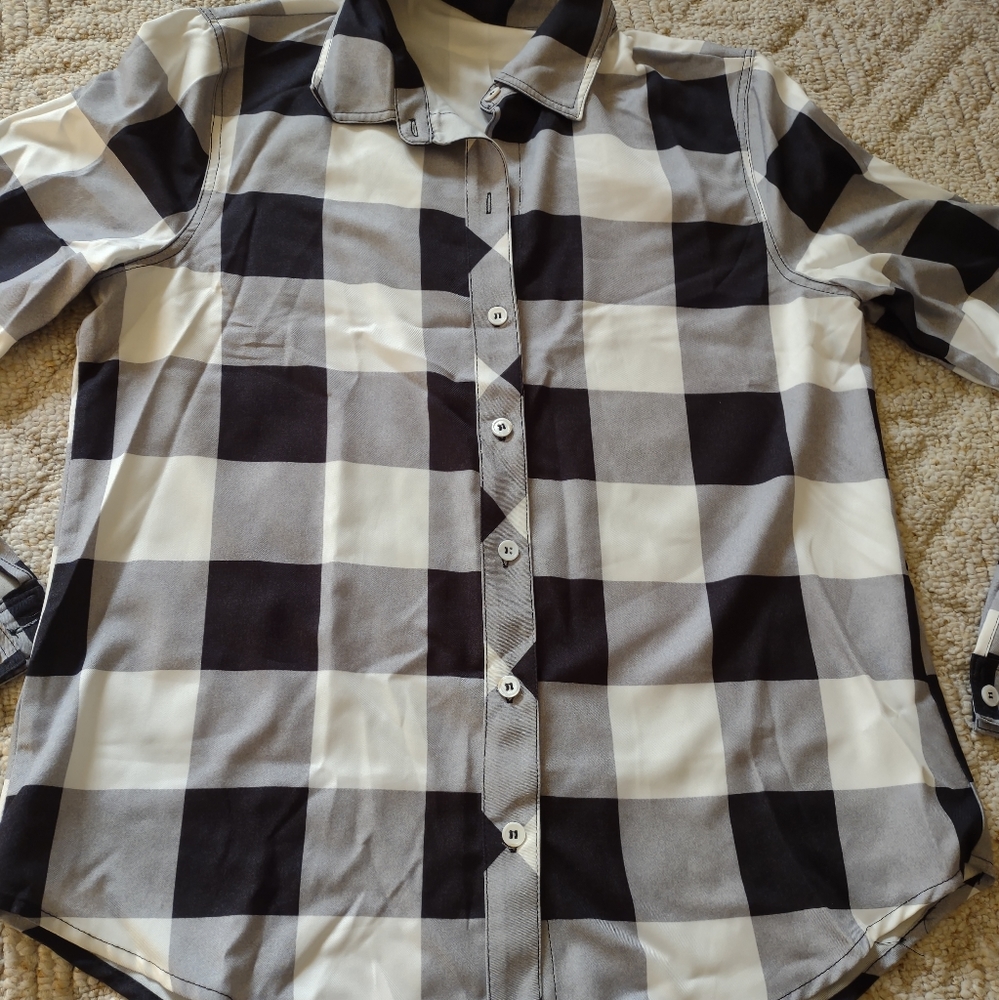Black & White Buffalo Plaid (NIB) - Picture 13 of 16